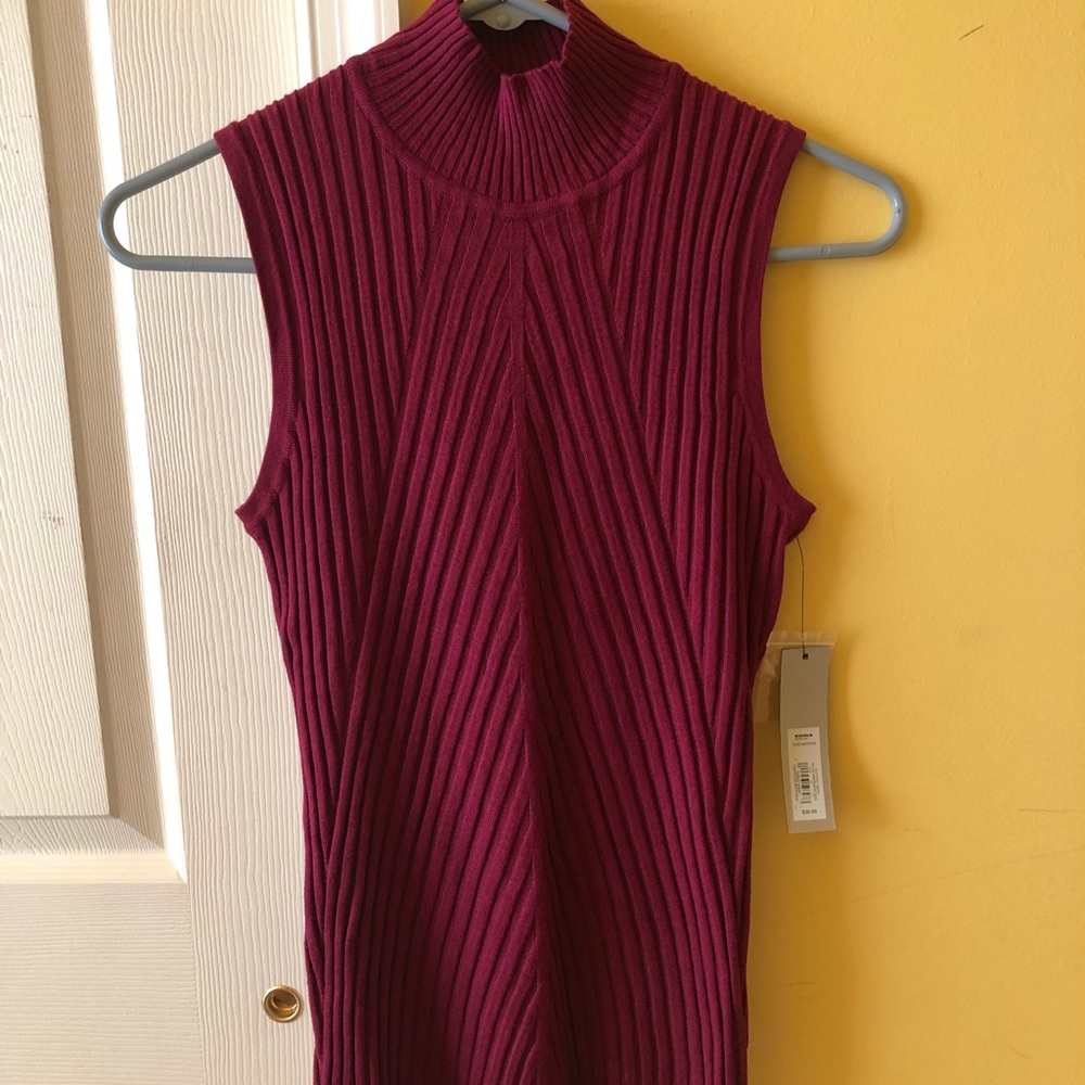 Fitted and stretchy blouse